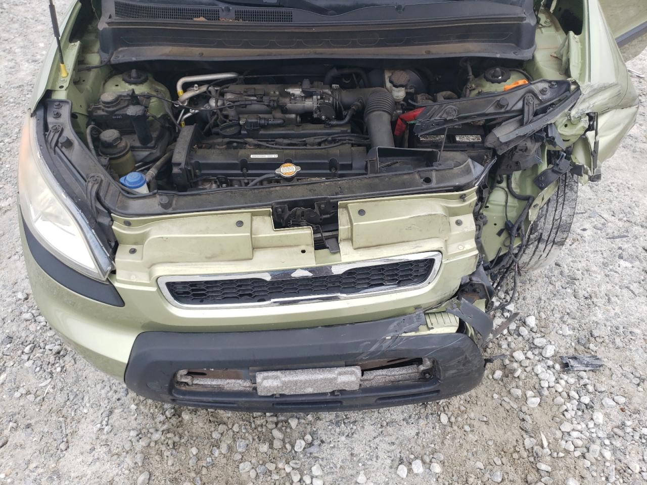 KNDJT2A23A7165895 2010 Kia Soul +