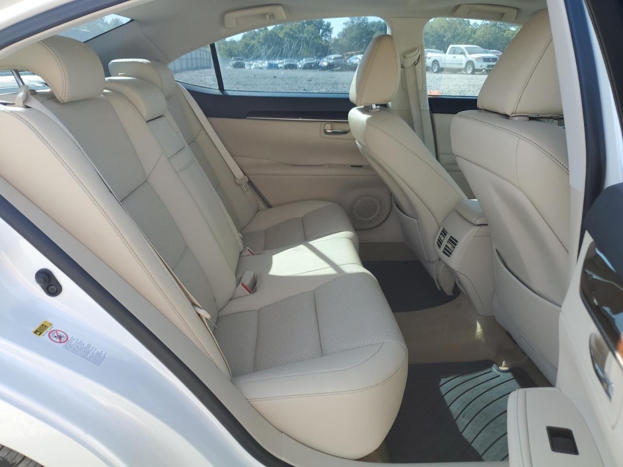 JTHBK1GG0F2172200 2015 Lexus Es 350