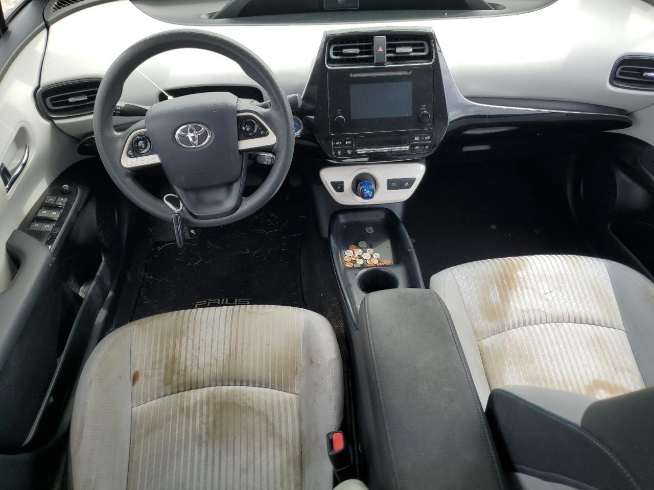 JTDKARFU9G3003881 2016 Toyota Prius