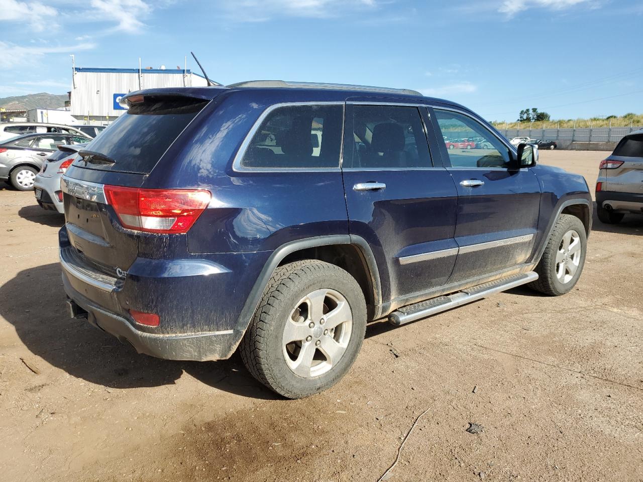 1C4RJFCT8DC525907 2013 Jeep Grand Cherokee Overland