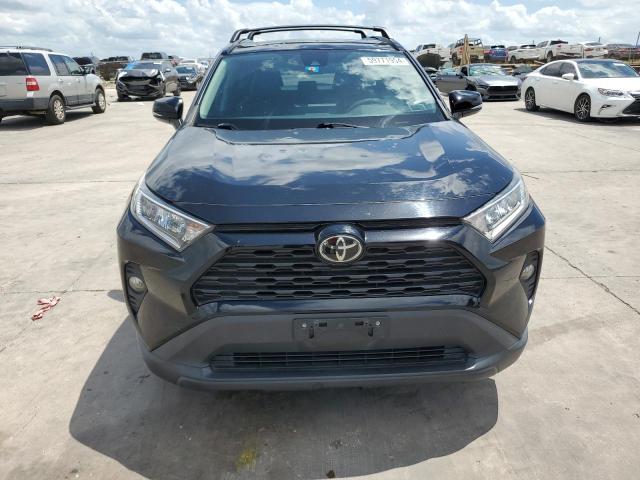 VIN 2T3C1RFV4KC026960 2019 Toyota RAV4, Xle Premium no.5