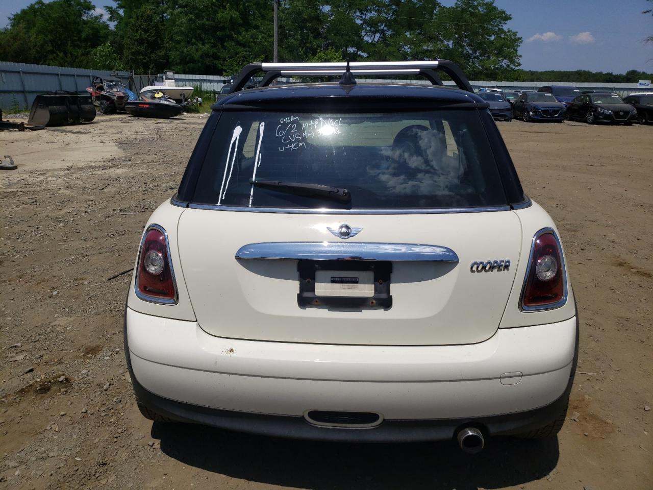 Lot #2869192225 2009 MINI COOPER