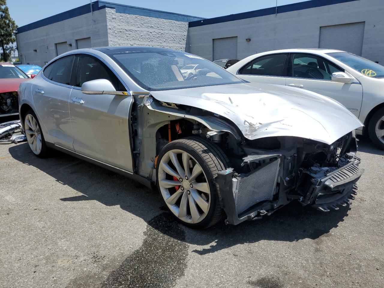 5YJSA1H29FFP68166 2015 Tesla Model S 85D