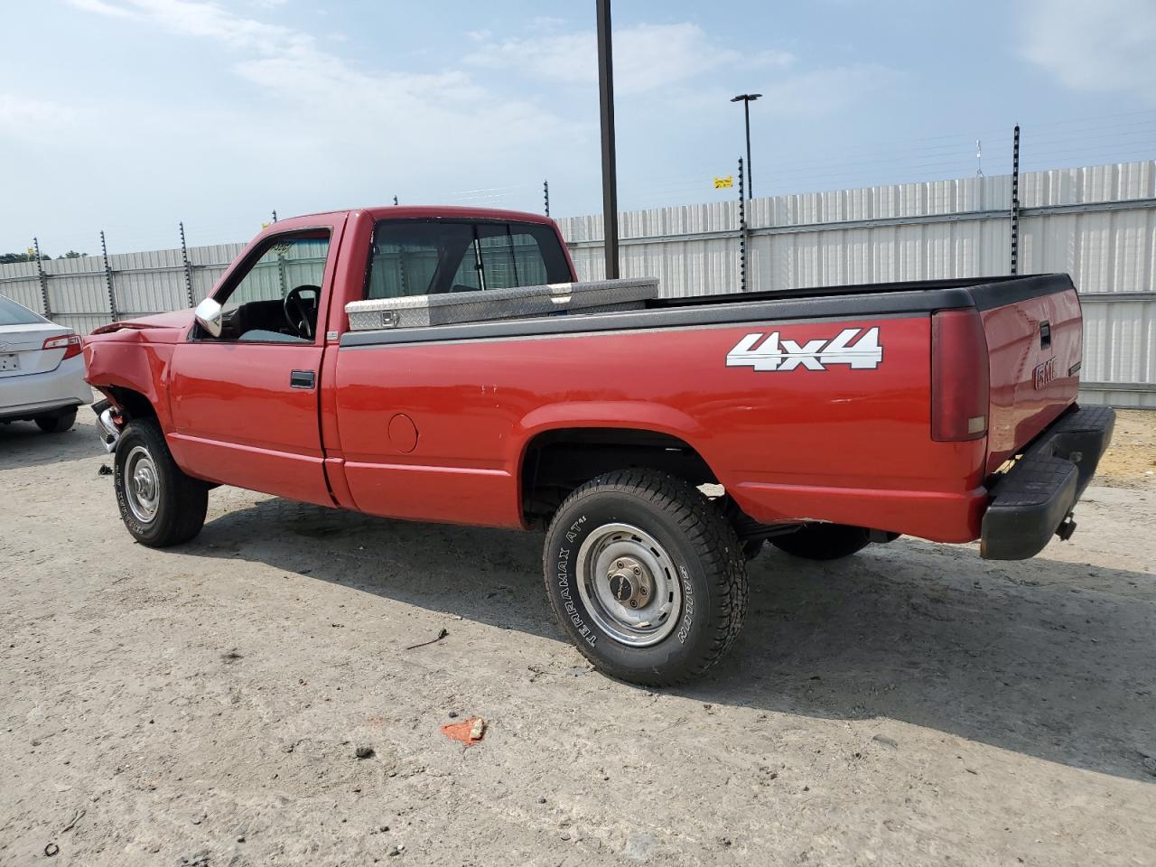 Lot #3315684718 1988 GMC GMT-400 K2