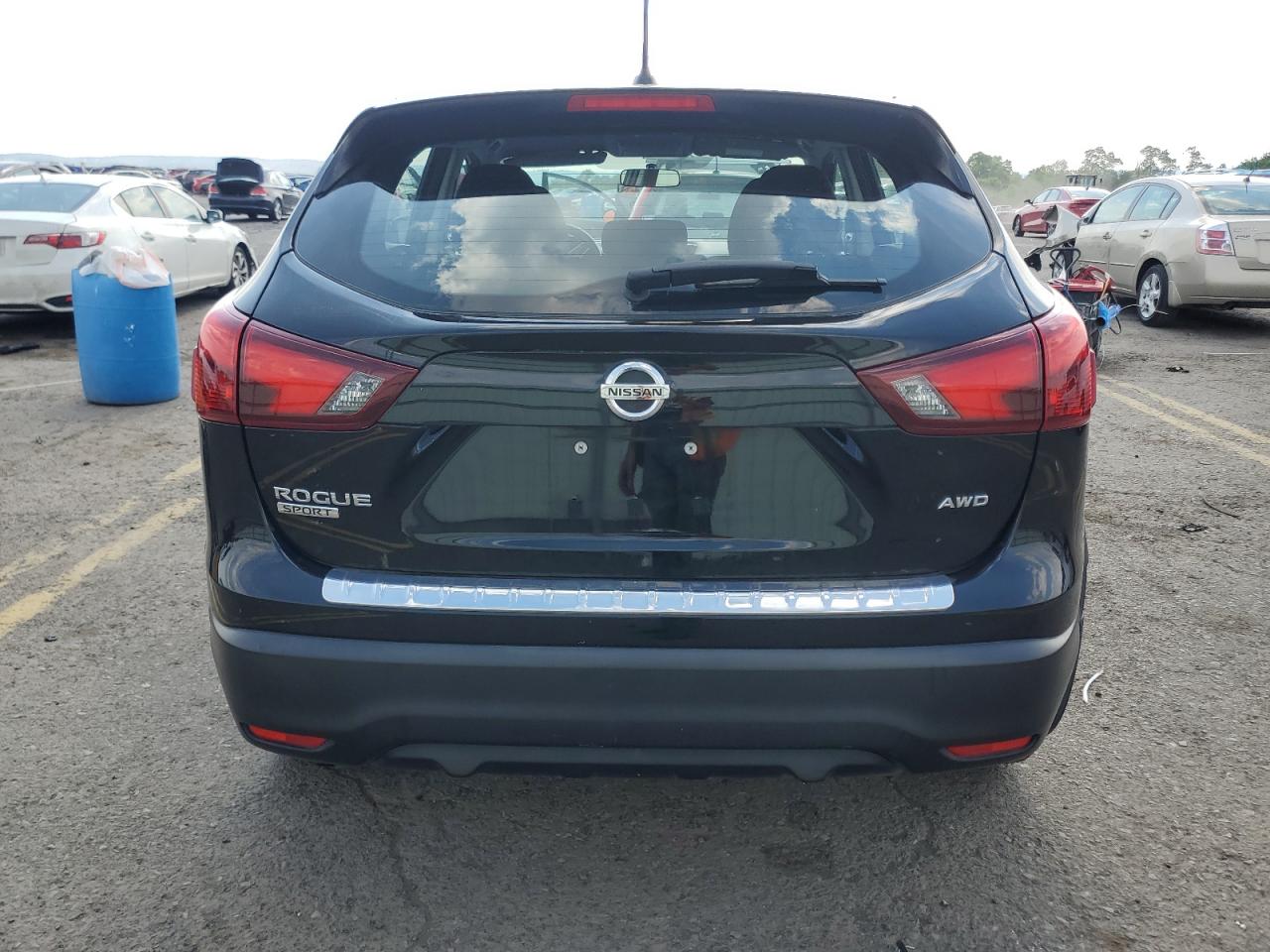 JN1BJ1CRXKW322301 2019 Nissan Rogue Sport S