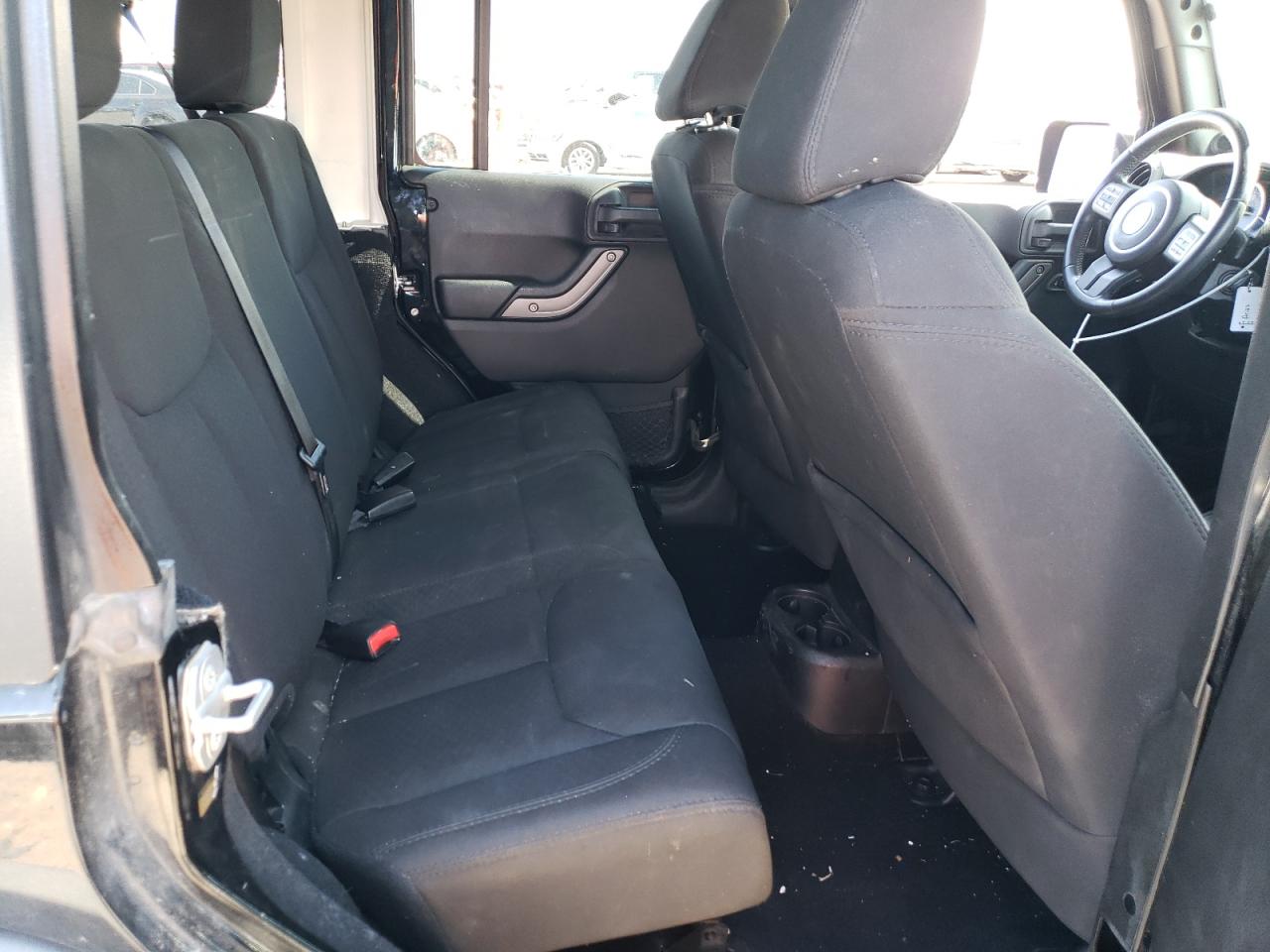 1C4BJWDG0EL211754 2014 Jeep Wrangler Unlimited Sport