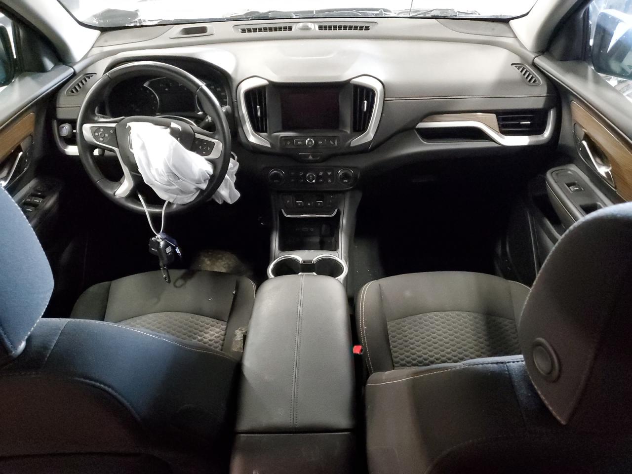 3GKALMEV4LL305813 2020 GMC Terrain Sle