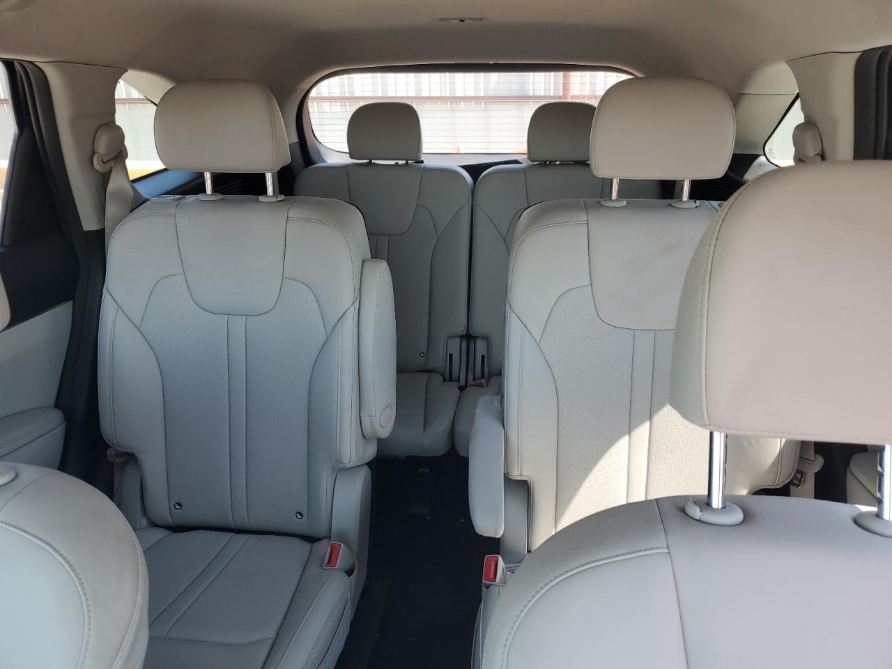 KNDRG4LG3N5090628 2022 Kia Sorento S