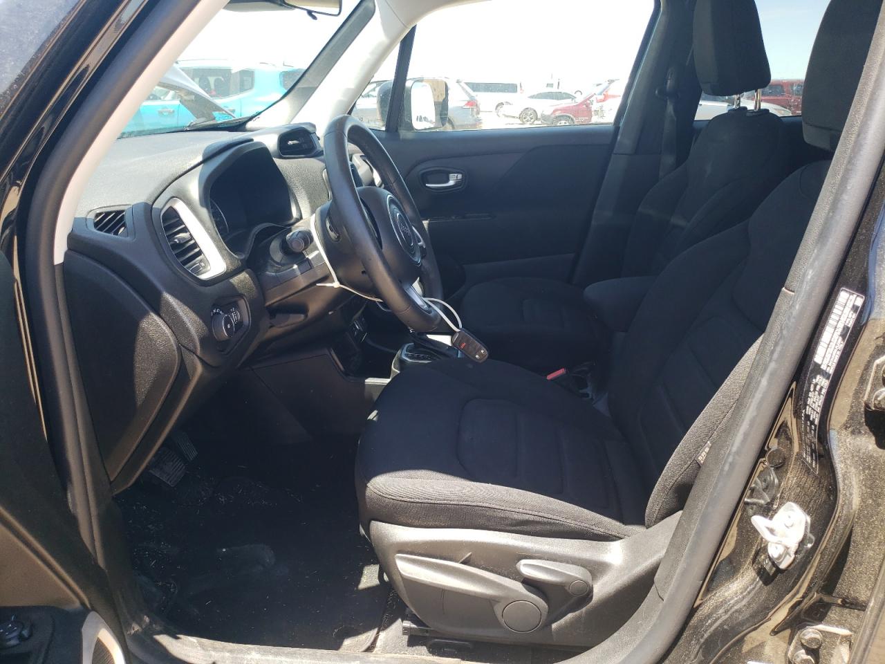 ZACNJABB8LPL83897 2020 Jeep Renegade Latitude