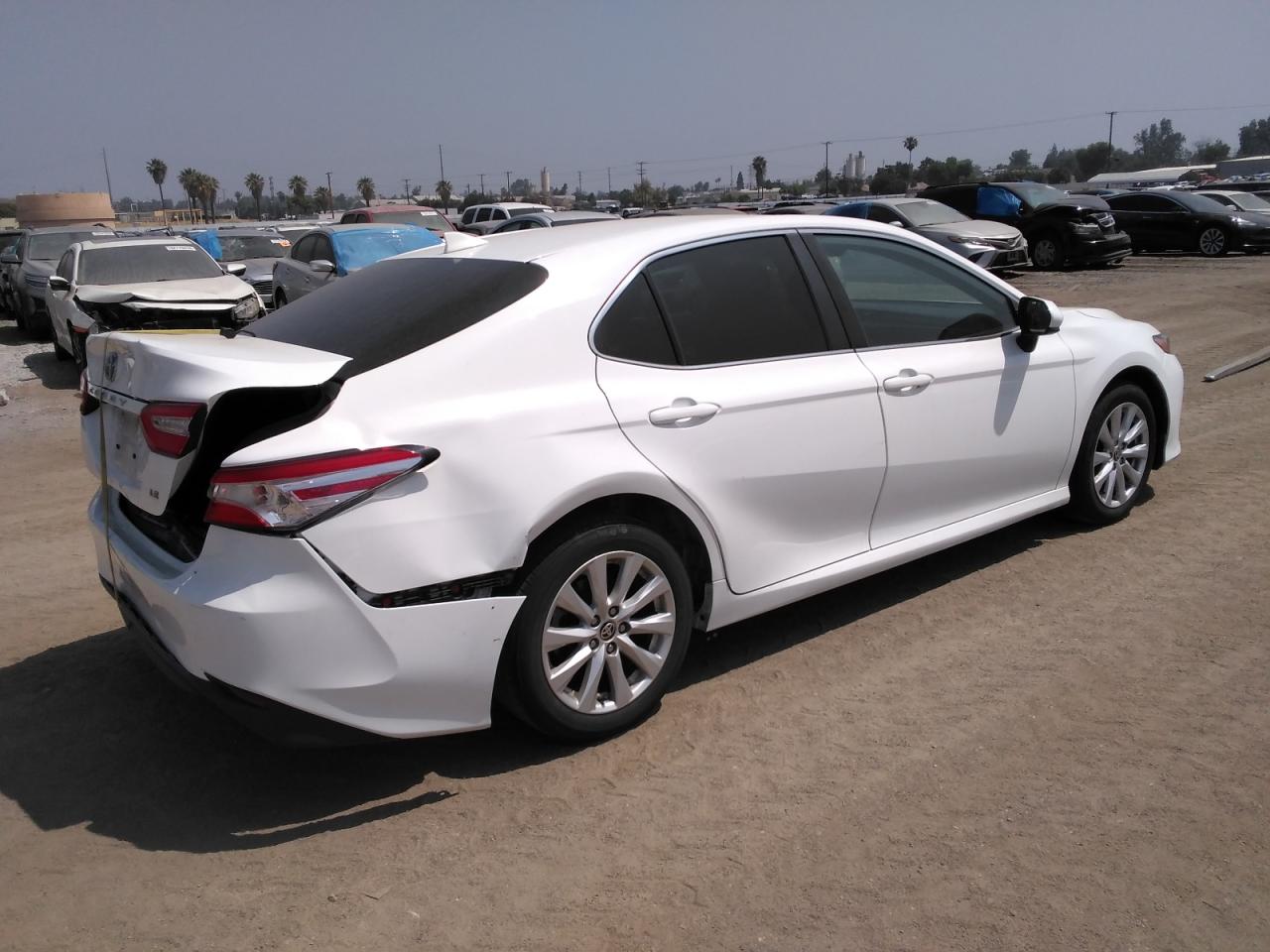 2020 Toyota Camry Le vin: 4T1C11AK8LU991294