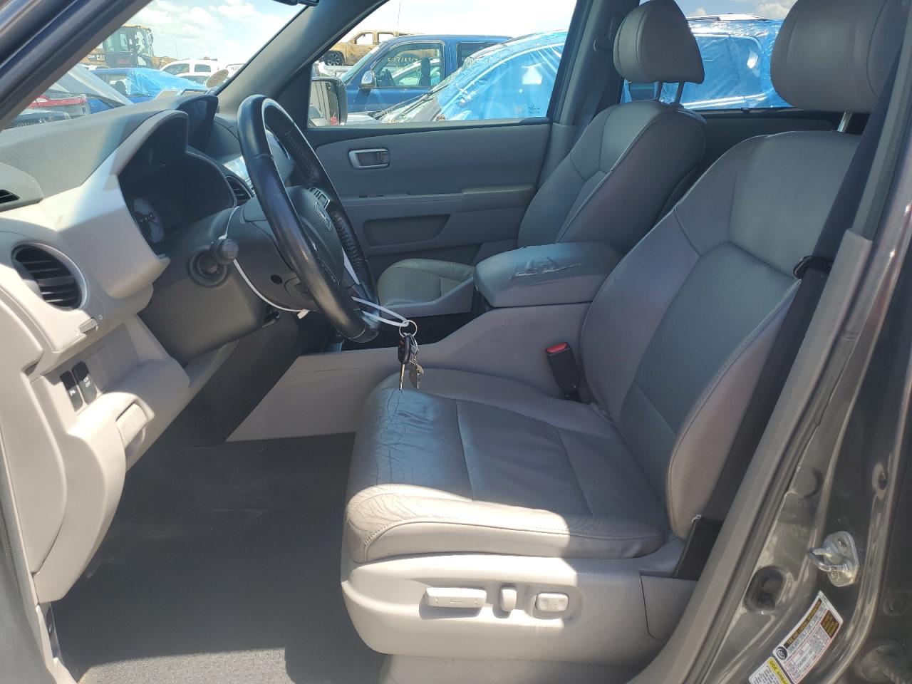 5FNYF4H94AB008584 2010 Honda Pilot Touring