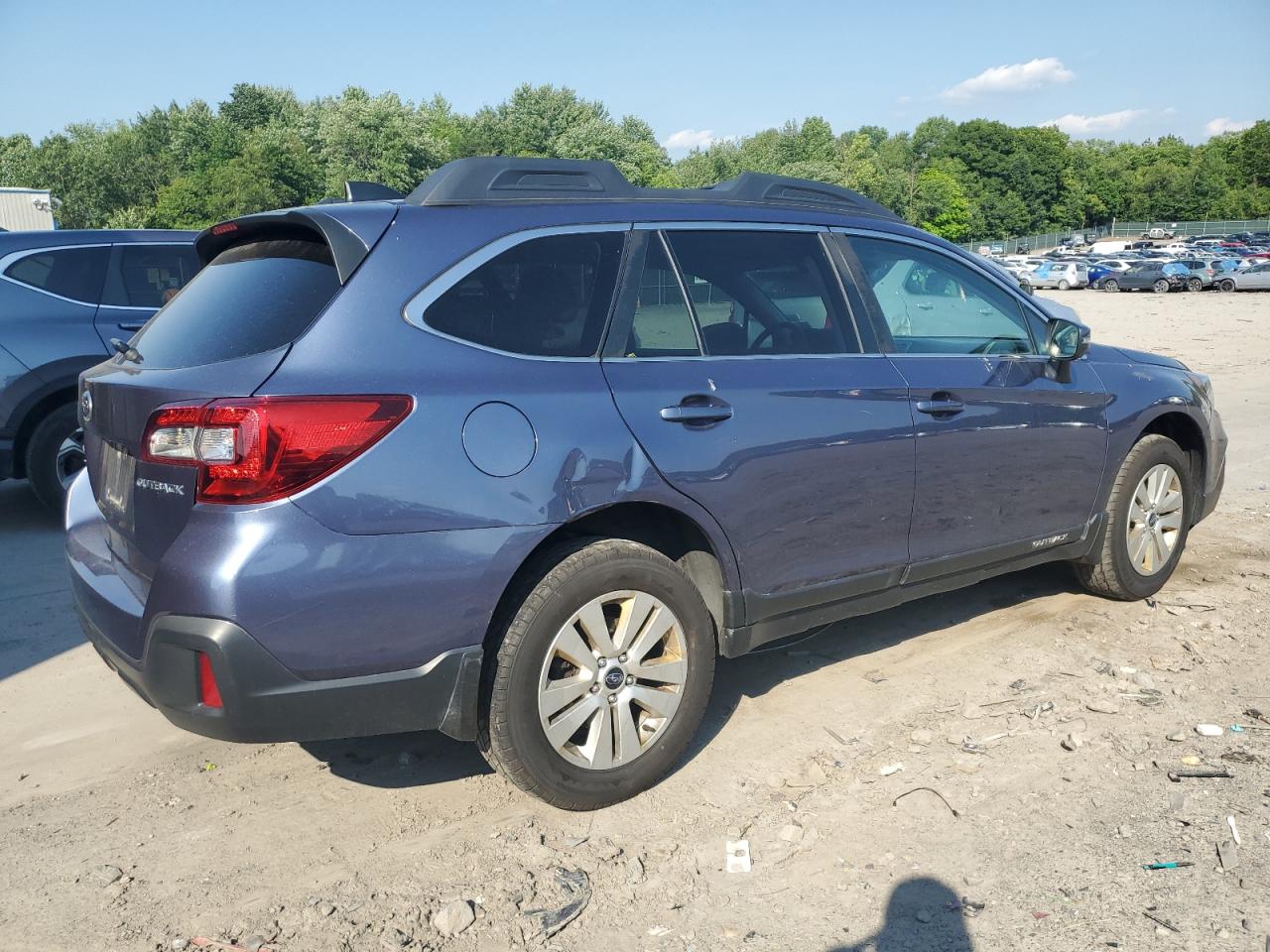 4S4BSAFCXJ3245474 2018 Subaru Outback 2.5I Premium