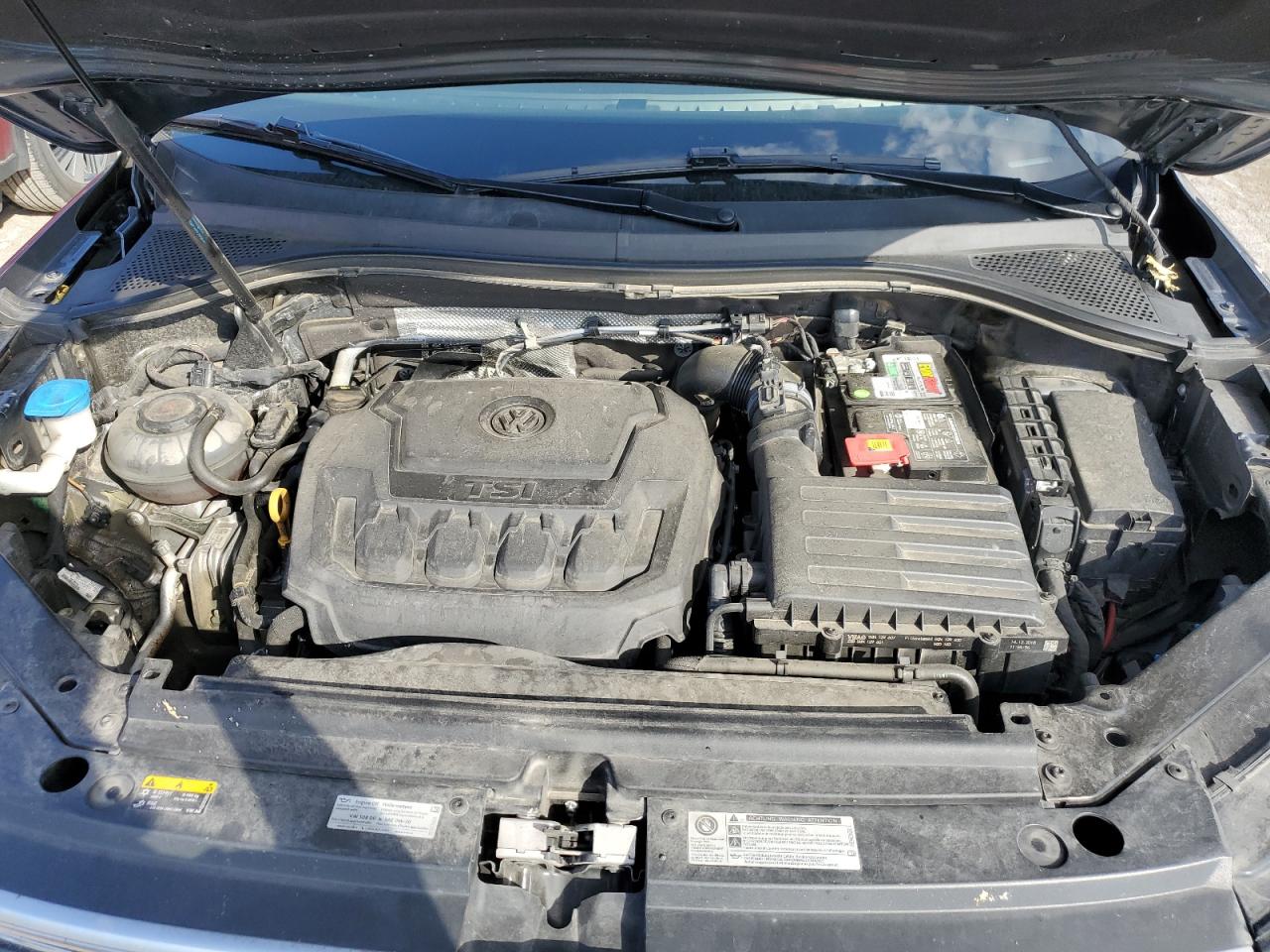 3VV3B7AX3KM070007 2019 Volkswagen Tiguan Se