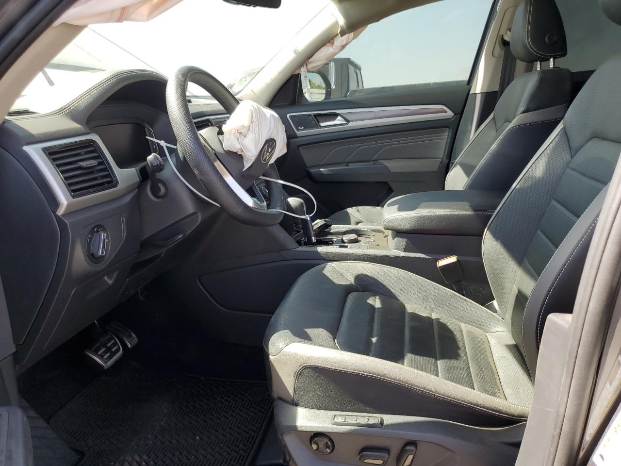 1V2FR2CA2PC542465 2023 Volkswagen Atlas Sel Premium R-Line