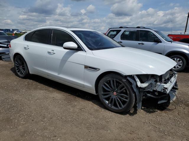 SAJBK4BV0HCY50645 2017 Jaguar Xf Prestige