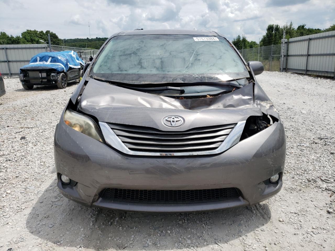 5TDYK3DC7BS121286 2011 Toyota Sienna Xle