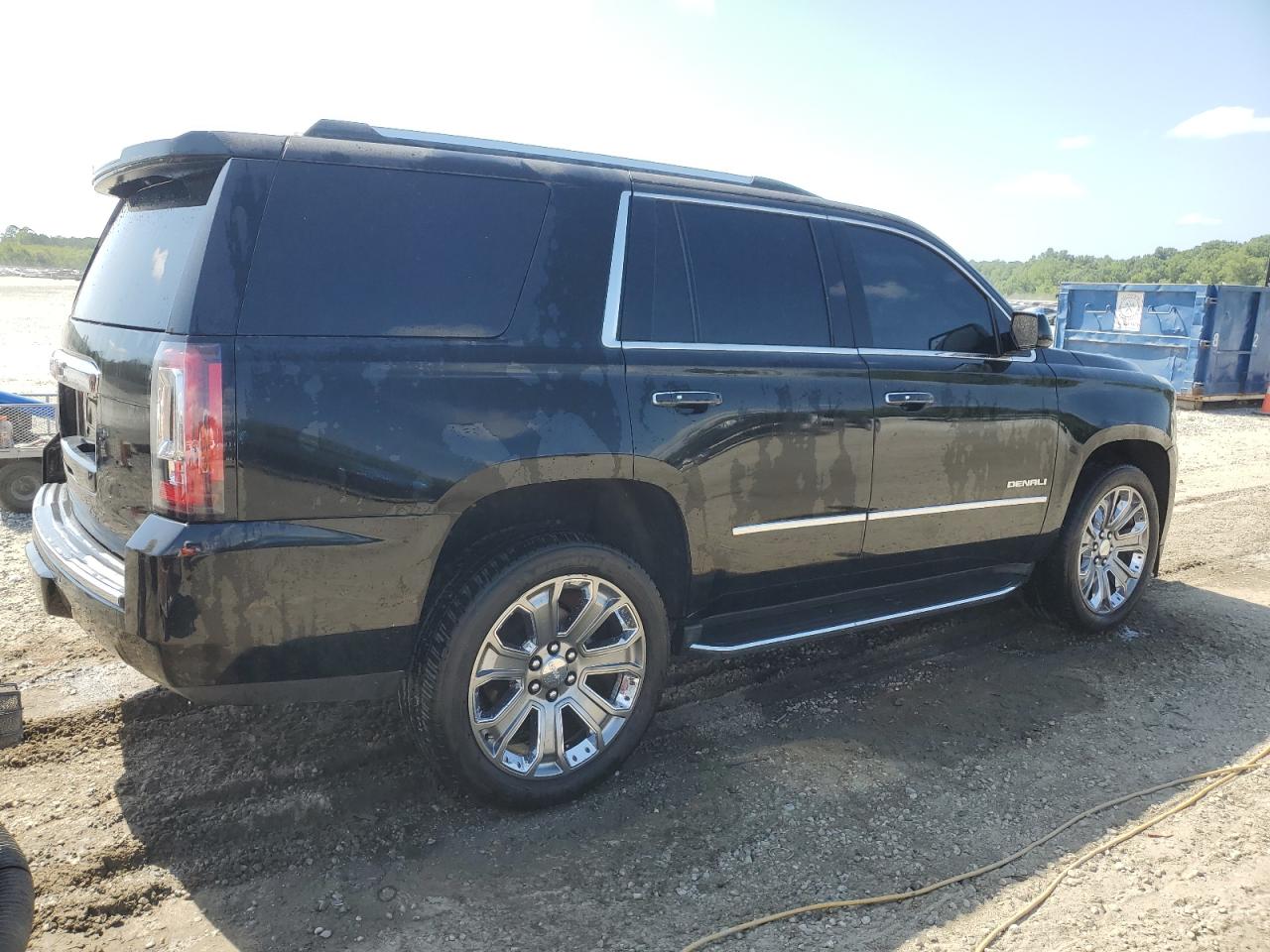 2016 GMC Yukon Denali vin: 1GKS1CKJ4GR380497