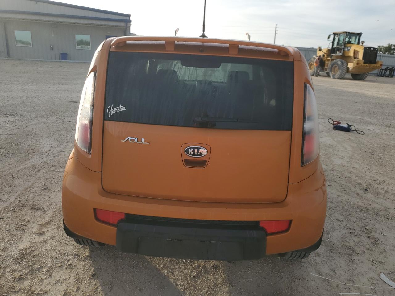 KNDJT2A22B7228583 2011 Kia Soul +