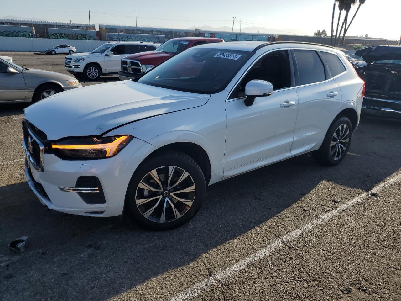YV4L12RV3P1253609 VOLVO XC60 CORE 2023