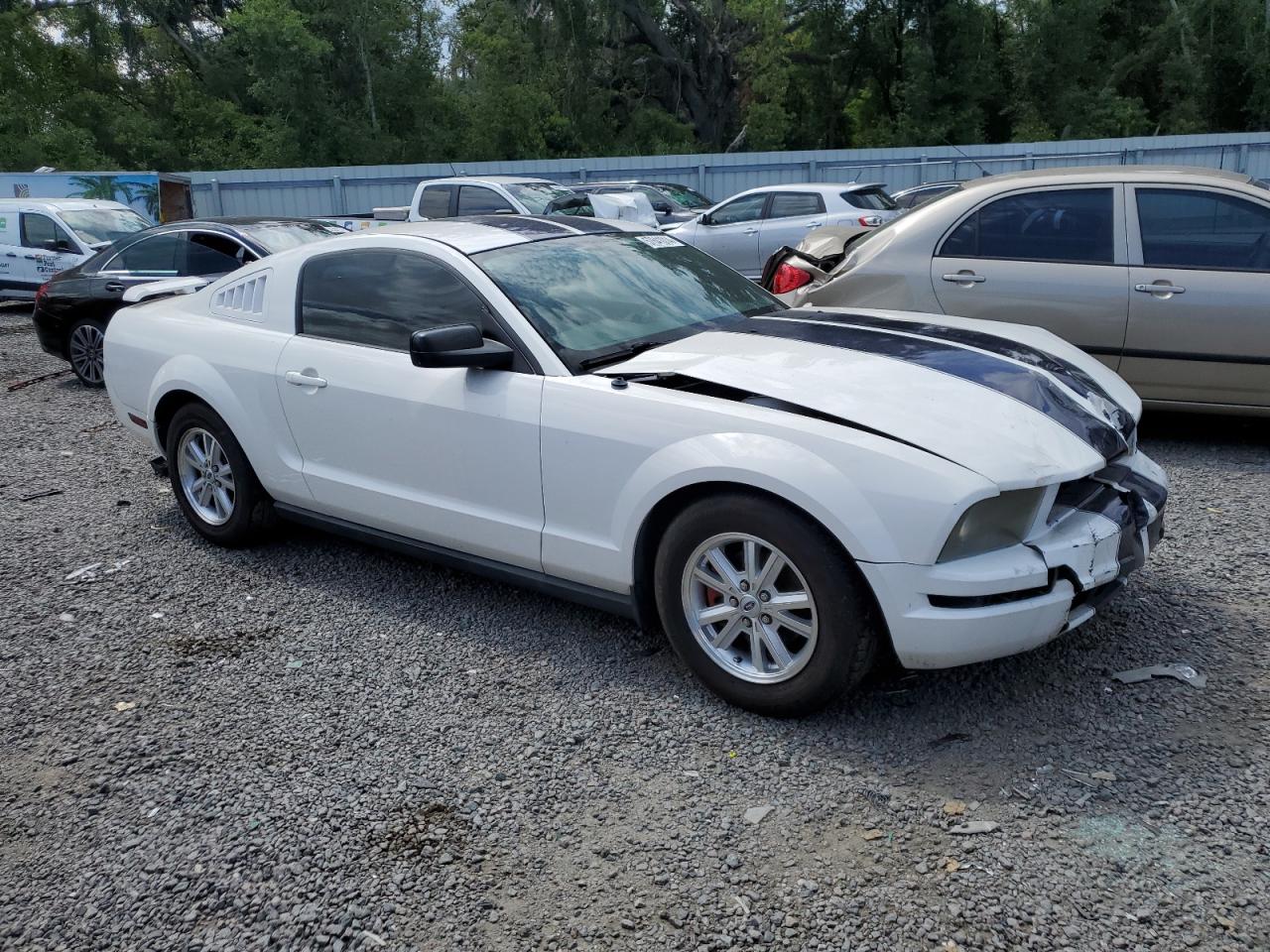 1ZVFT80N575251439 2007 Ford Mustang