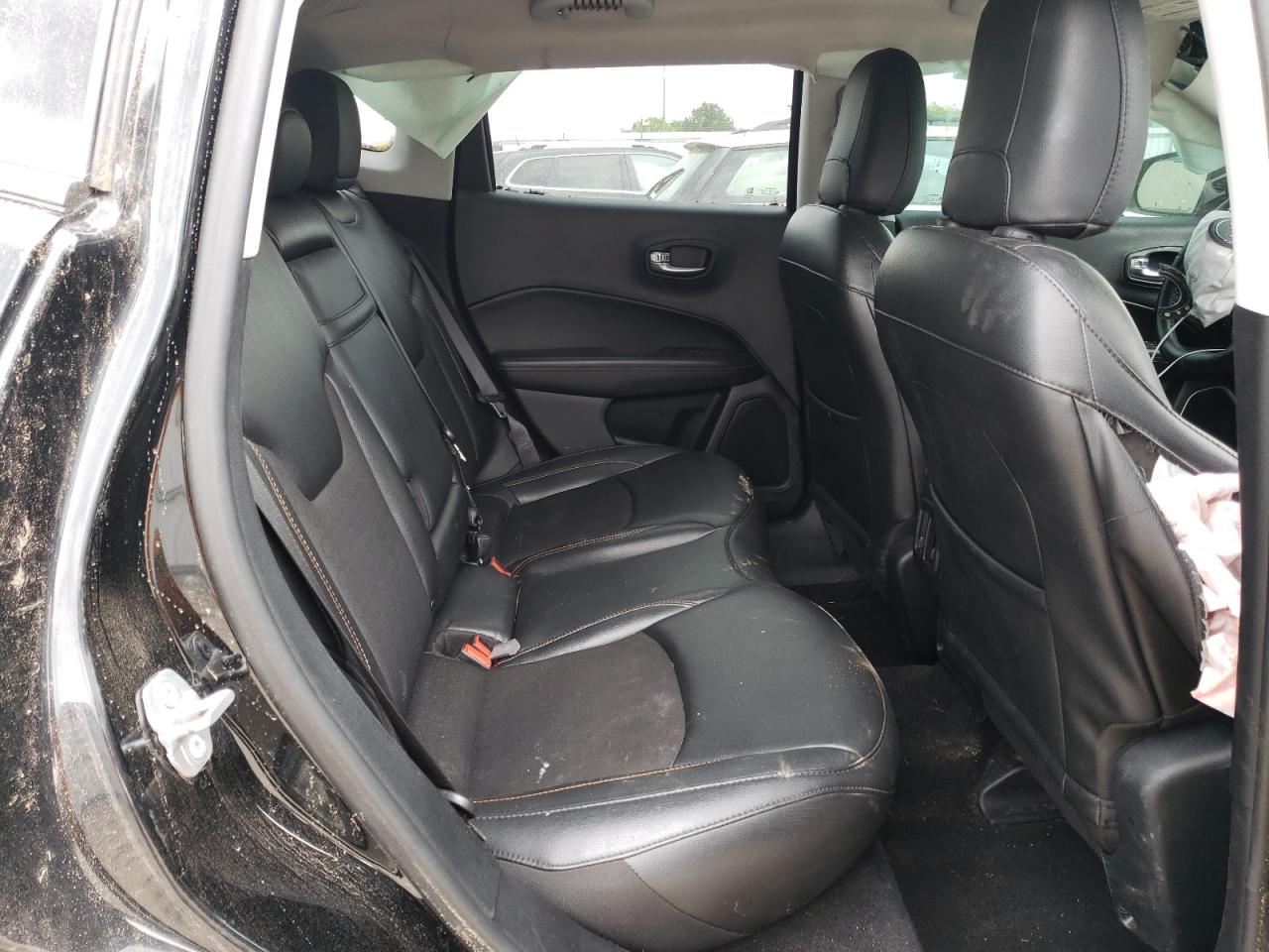 3C4NJCBB4KT637532 2019 Jeep Compass Latitude