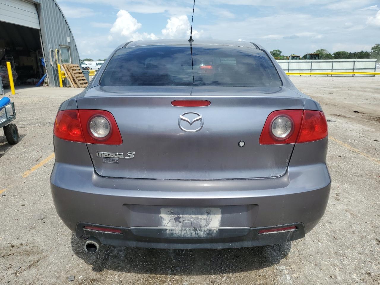 JM1BK12F961465129 2006 Mazda 3 I