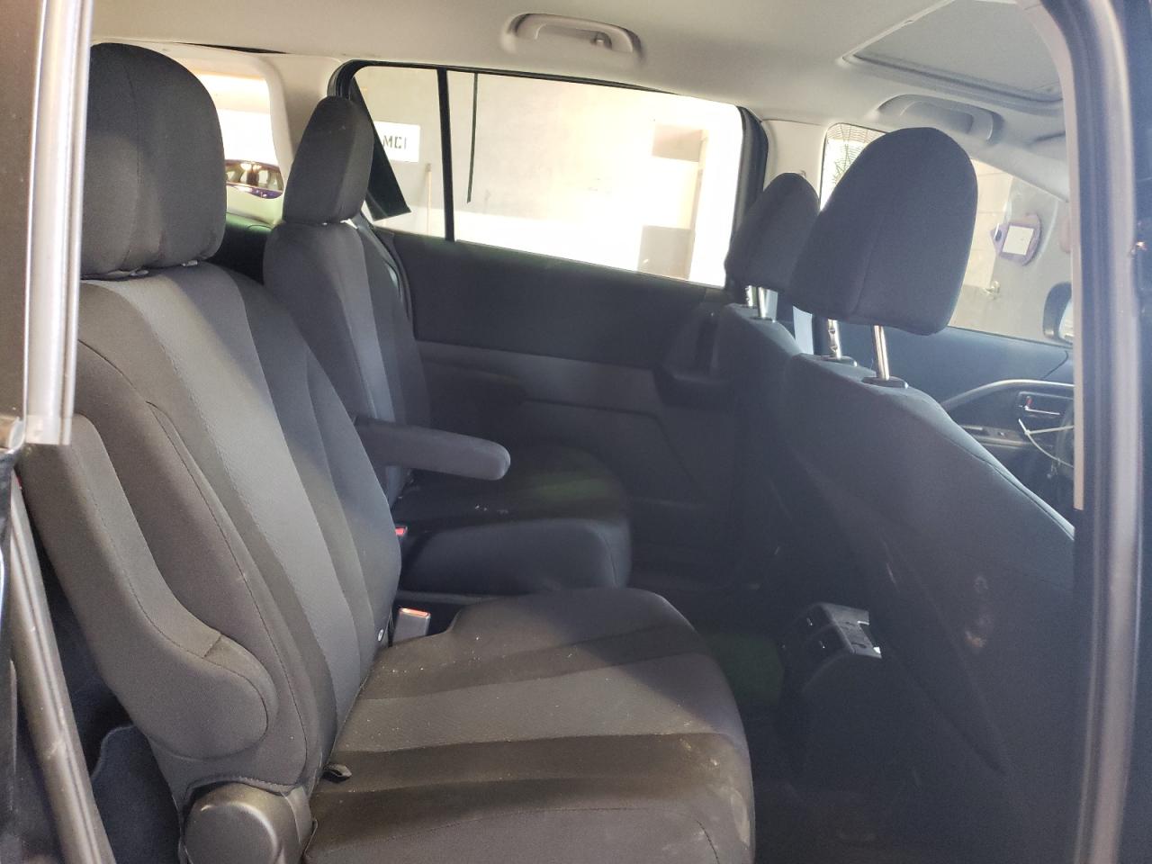 JM1CW2CL2E0171675 2014 Mazda 5 Touring