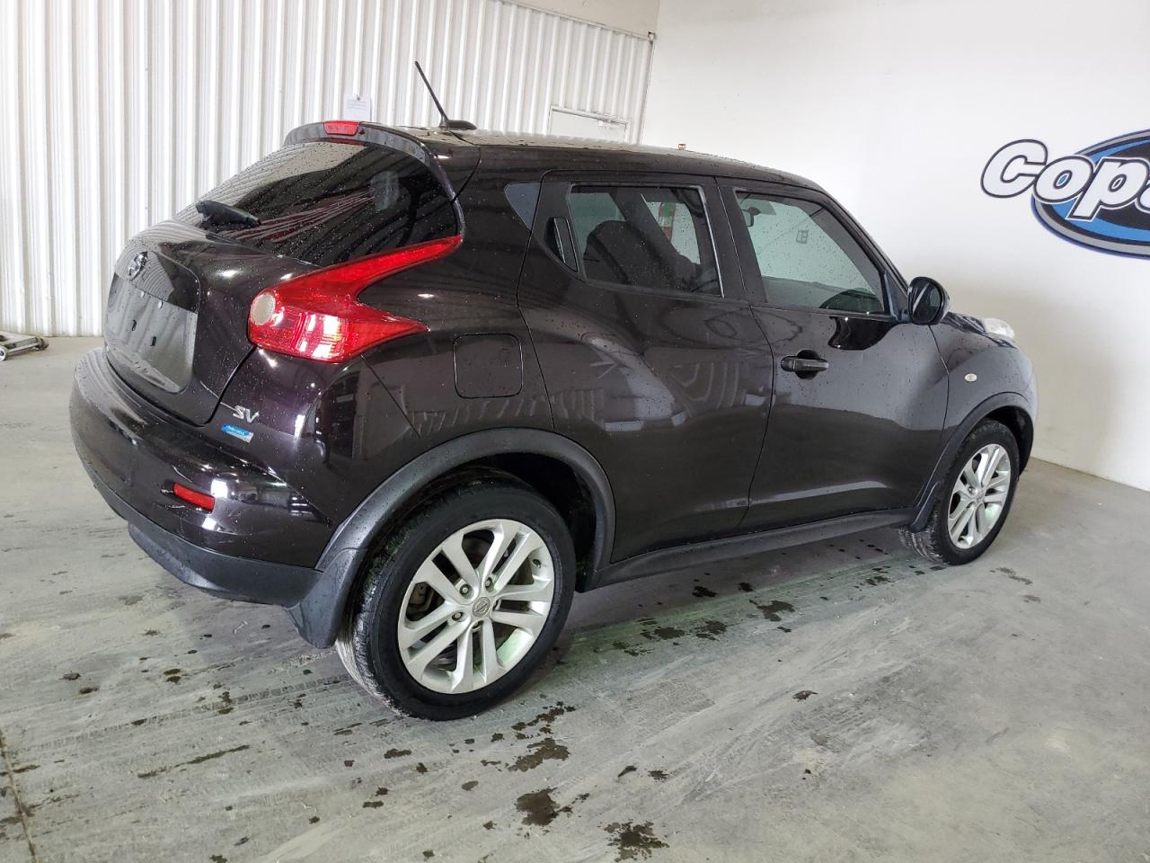 2014 Nissan Juke S vin: JN8AF5MR5ET352087