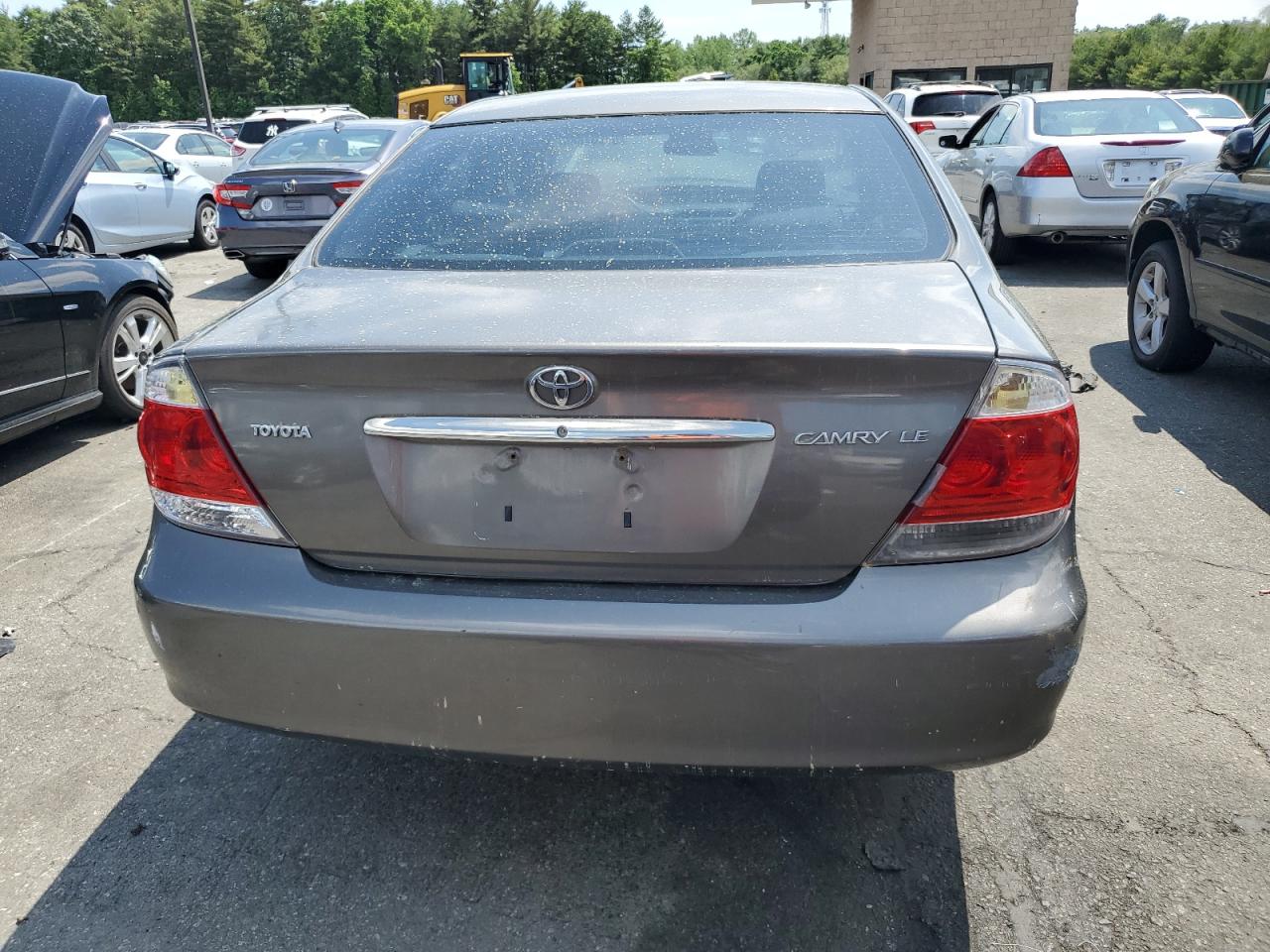 4T1BE32K65U944228 2005 Toyota Camry Le
