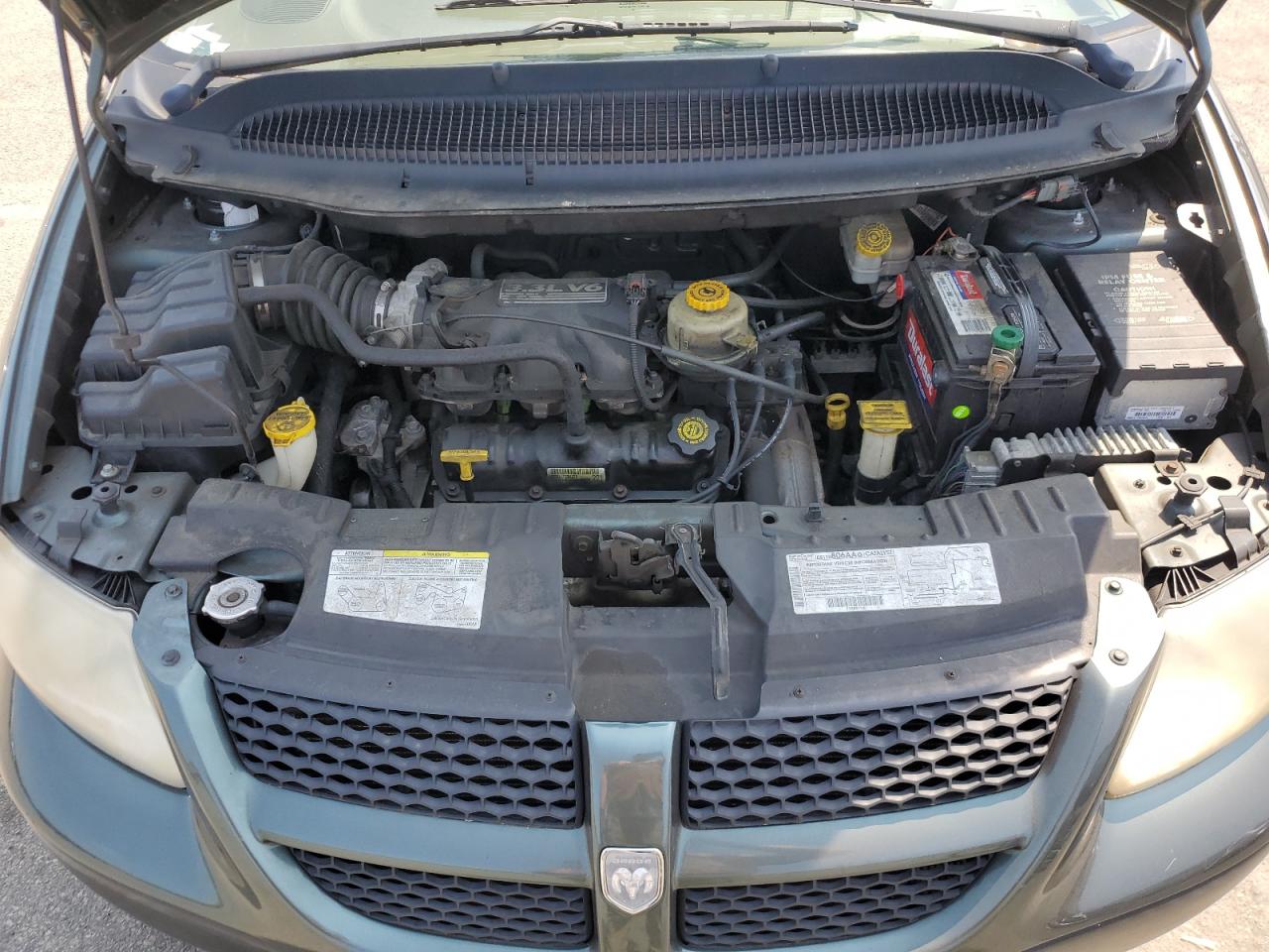 1B4GP25332B730160 2002 Dodge Caravan Se