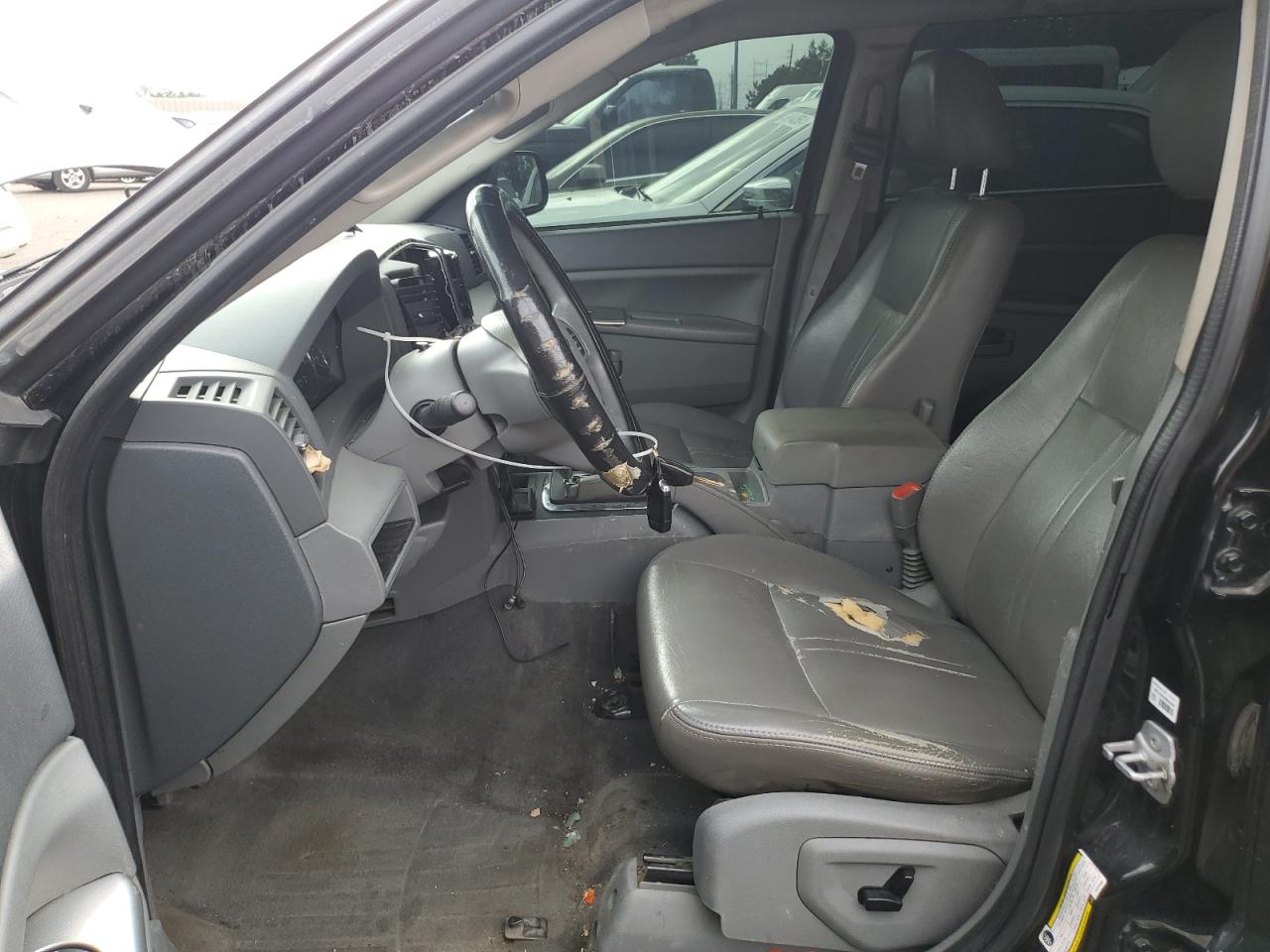 1J8GR48K37C679930 2007 Jeep Grand Cherokee Laredo