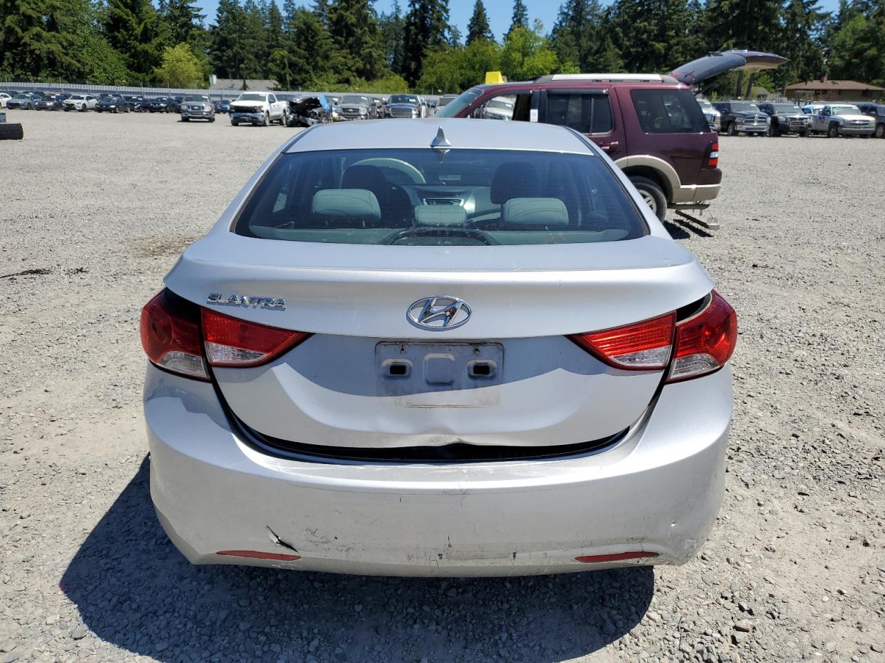 KMHDH4AE3CU221015 2012 Hyundai Elantra Gls