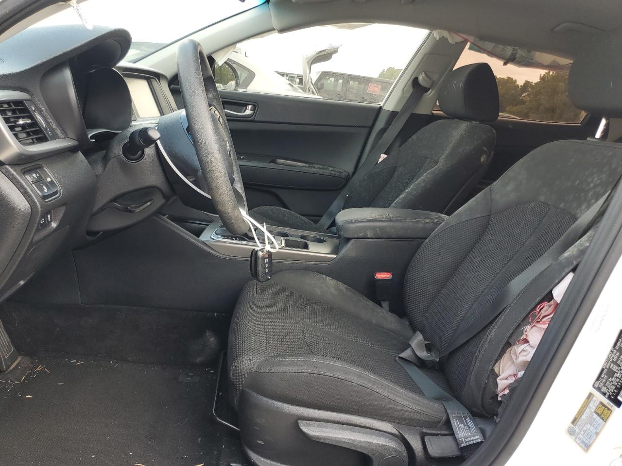 5XXGT4L38KG350951 2019 Kia Optima Lx