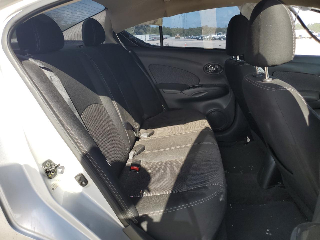 3N1CN7AP3FL868818 2015 Nissan Versa S