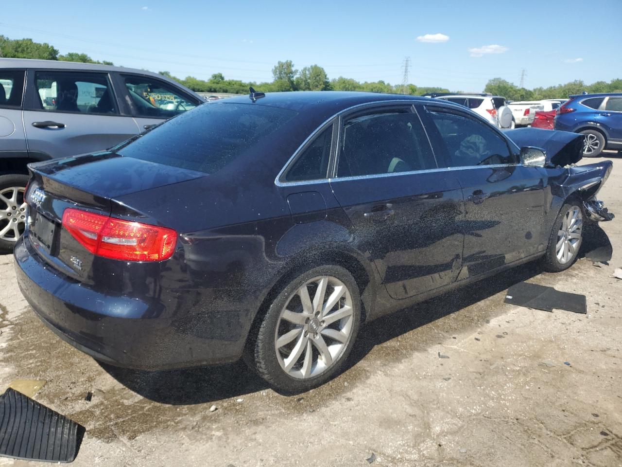 2013 Audi A4 Prestige vin: WAUKFAFL6DN022198