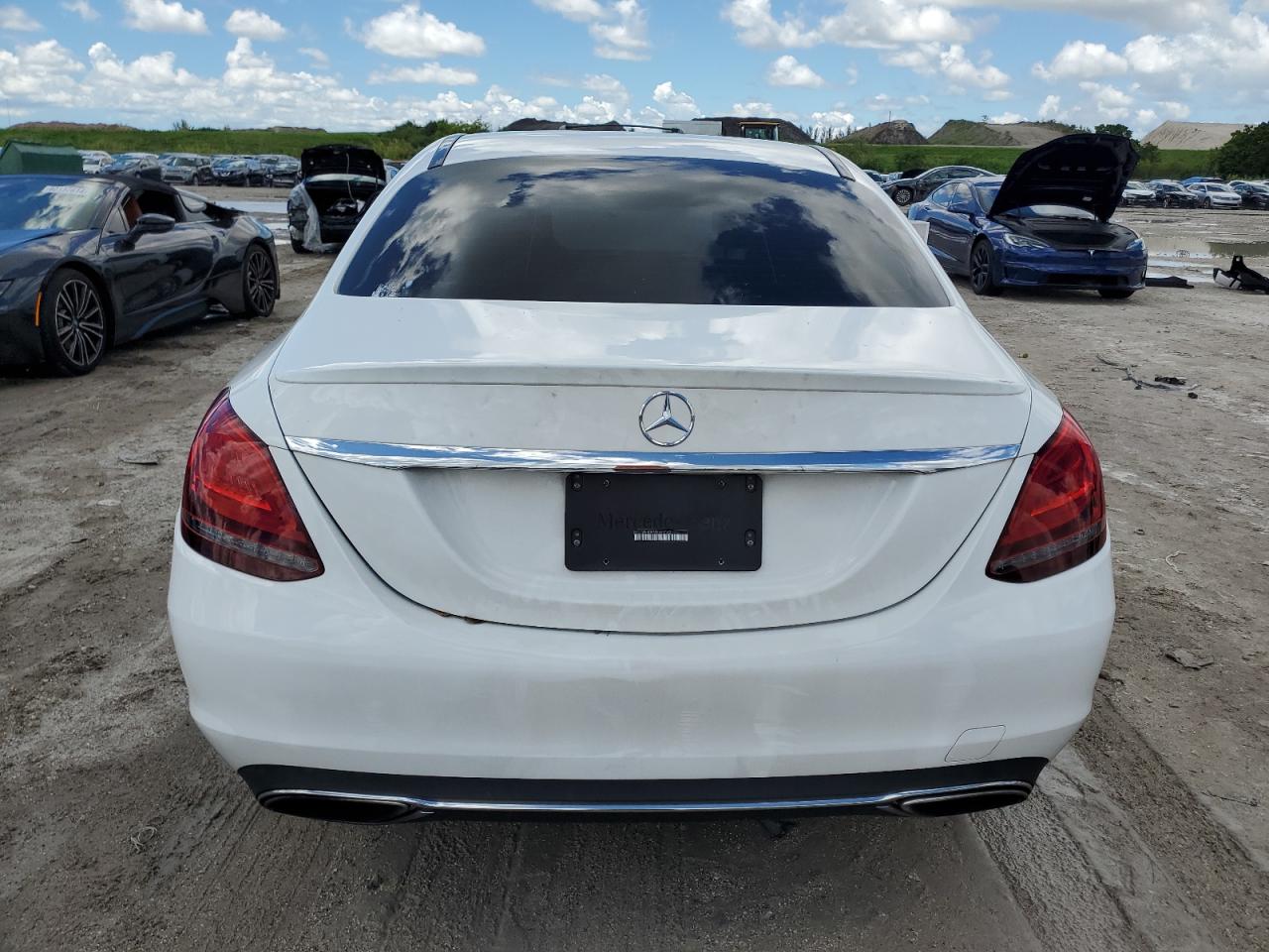 WDDWF8DB6KR461162 2019 Mercedes-Benz C 300
