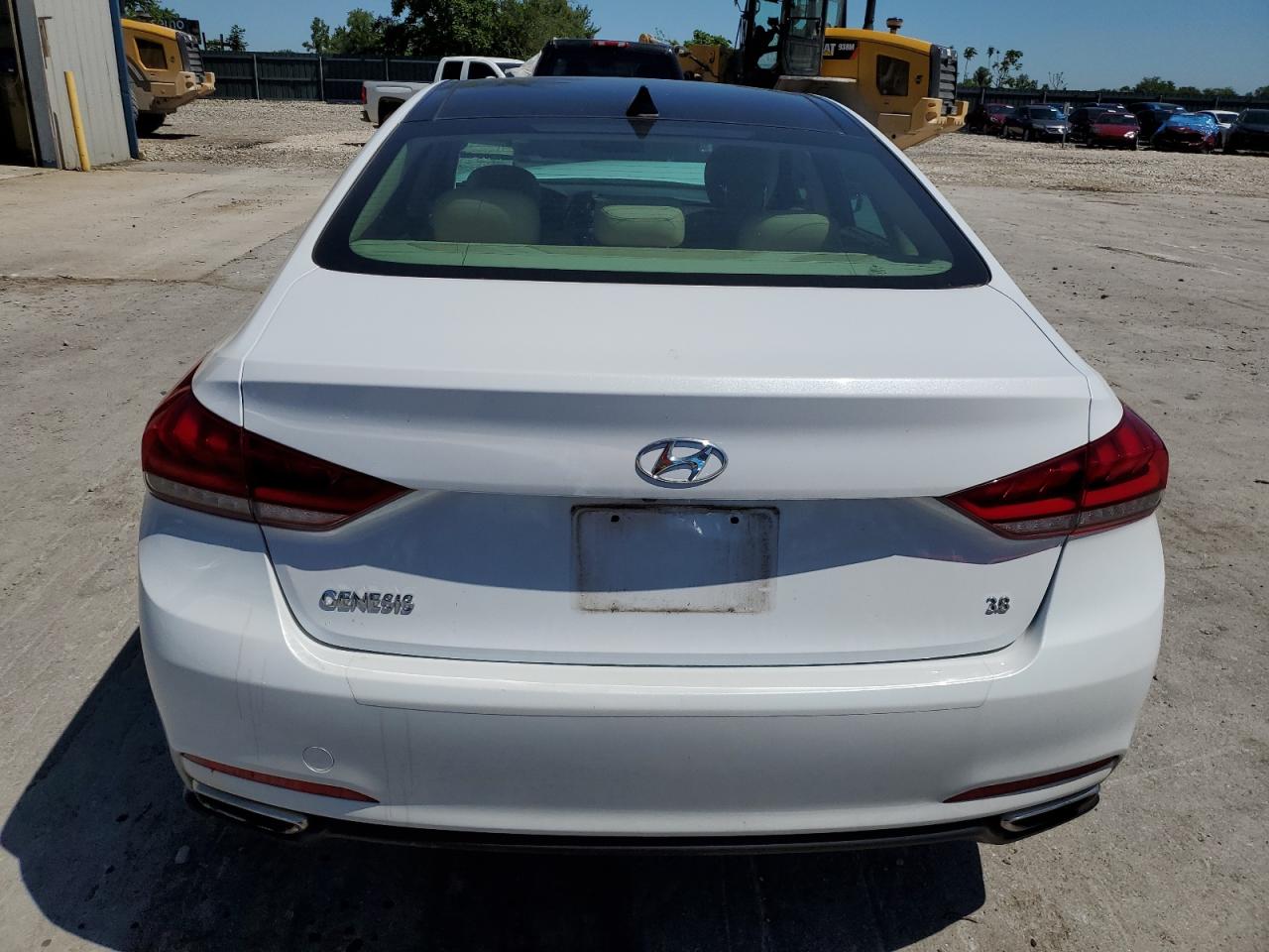 KMHGN4JE5FU047653 2015 Hyundai Genesis 3.8L