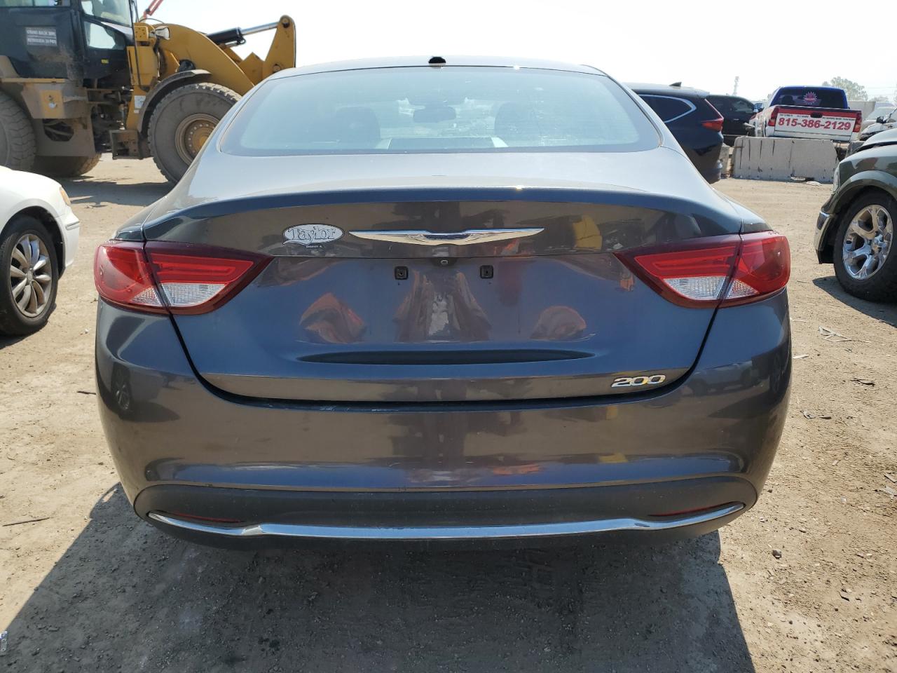 1C3CCCAB4FN535483 2015 Chrysler 200 Limited