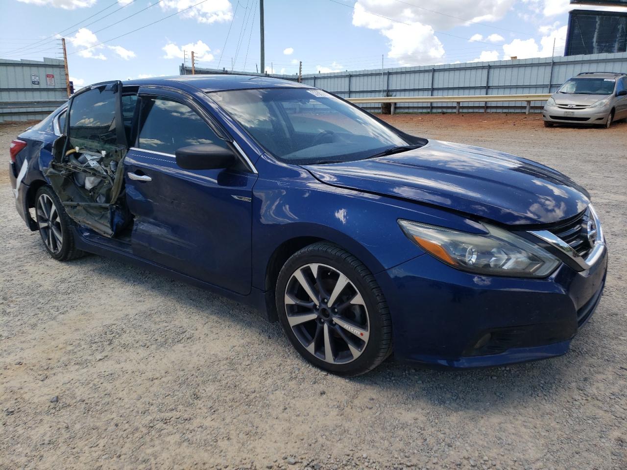 1N4AL3APXGC143870 2016 Nissan Altima 2.5