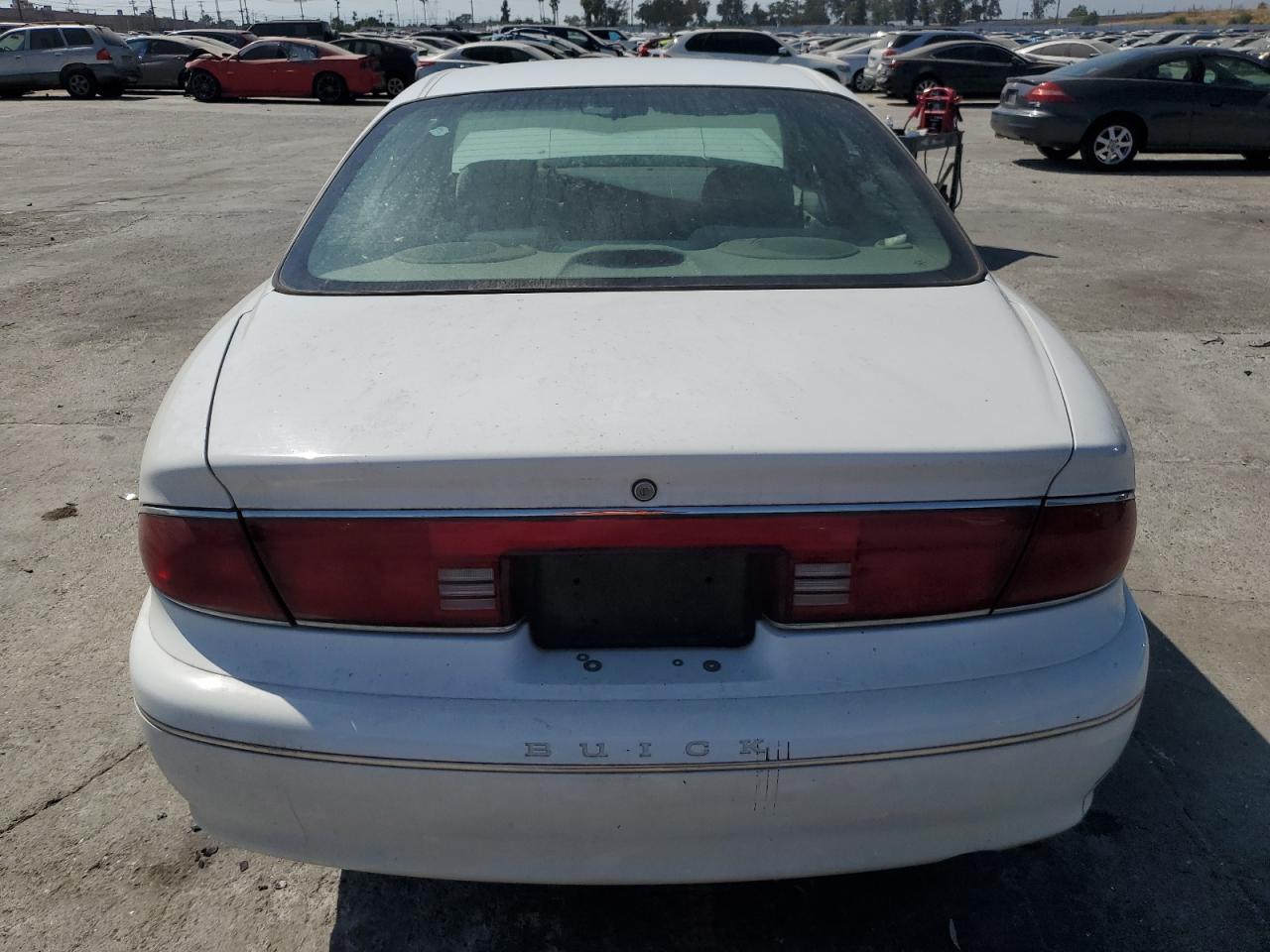 2G4WS52J5Y1220690 2000 Buick Century Custom