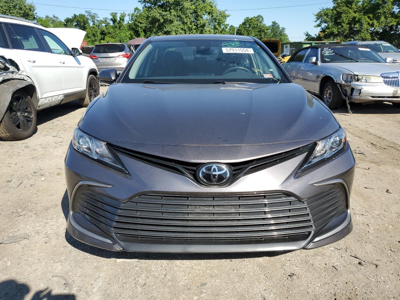 2021 Toyota Camry Le vin: 4T1C11AK2MU471173