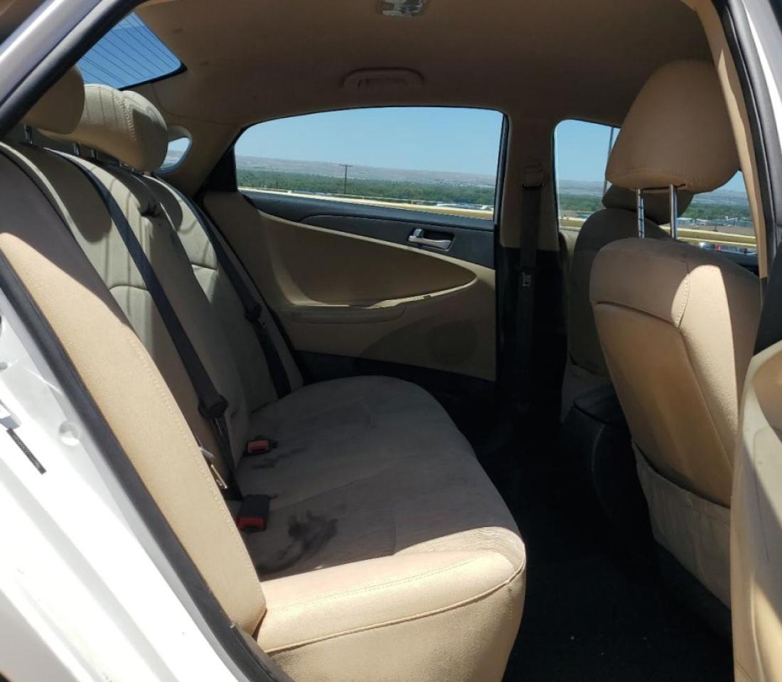 5NPEB4AC2CH310562 2012 Hyundai Sonata Gls