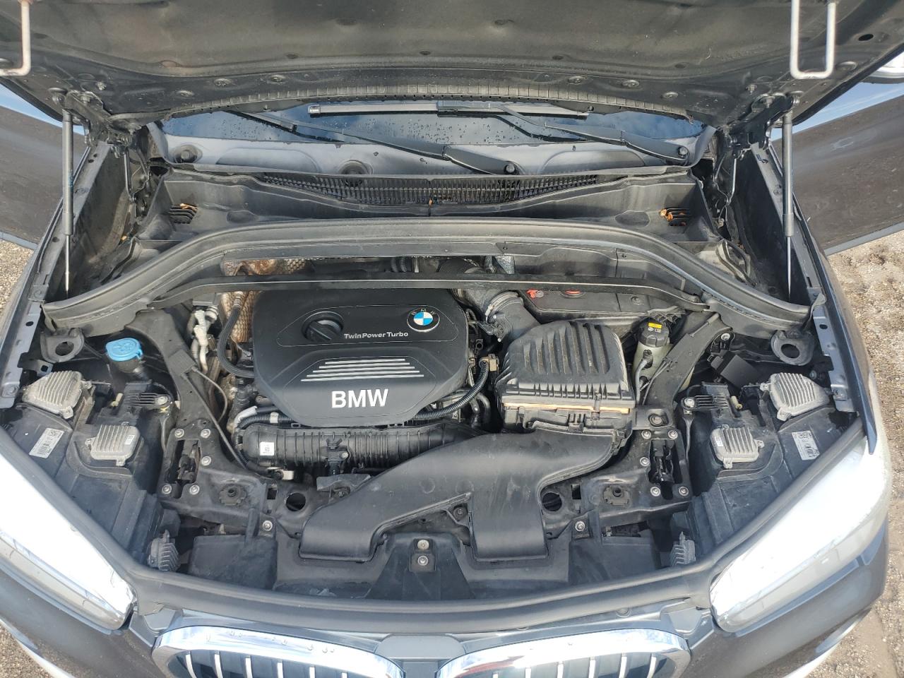 WBXHU7C32HP924662 2017 BMW X1 Sdrive28I