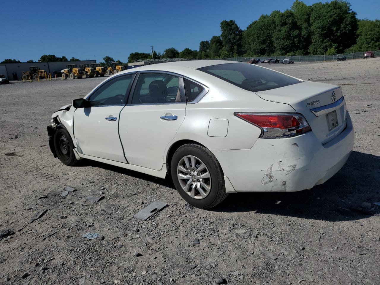 2014 Nissan Altima 2.5 vin: 1N4AL3AP5EC326641