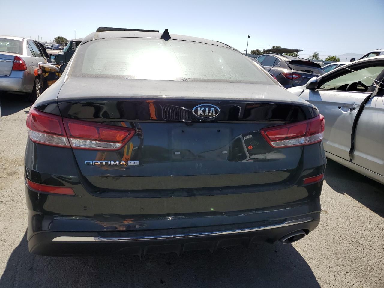 5XXGT4L37LG428055 2020 Kia Optima Lx