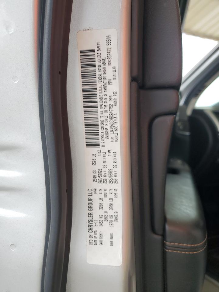 1J4RS4GGXBC646752 2011 Jeep Grand Cherokee Laredo