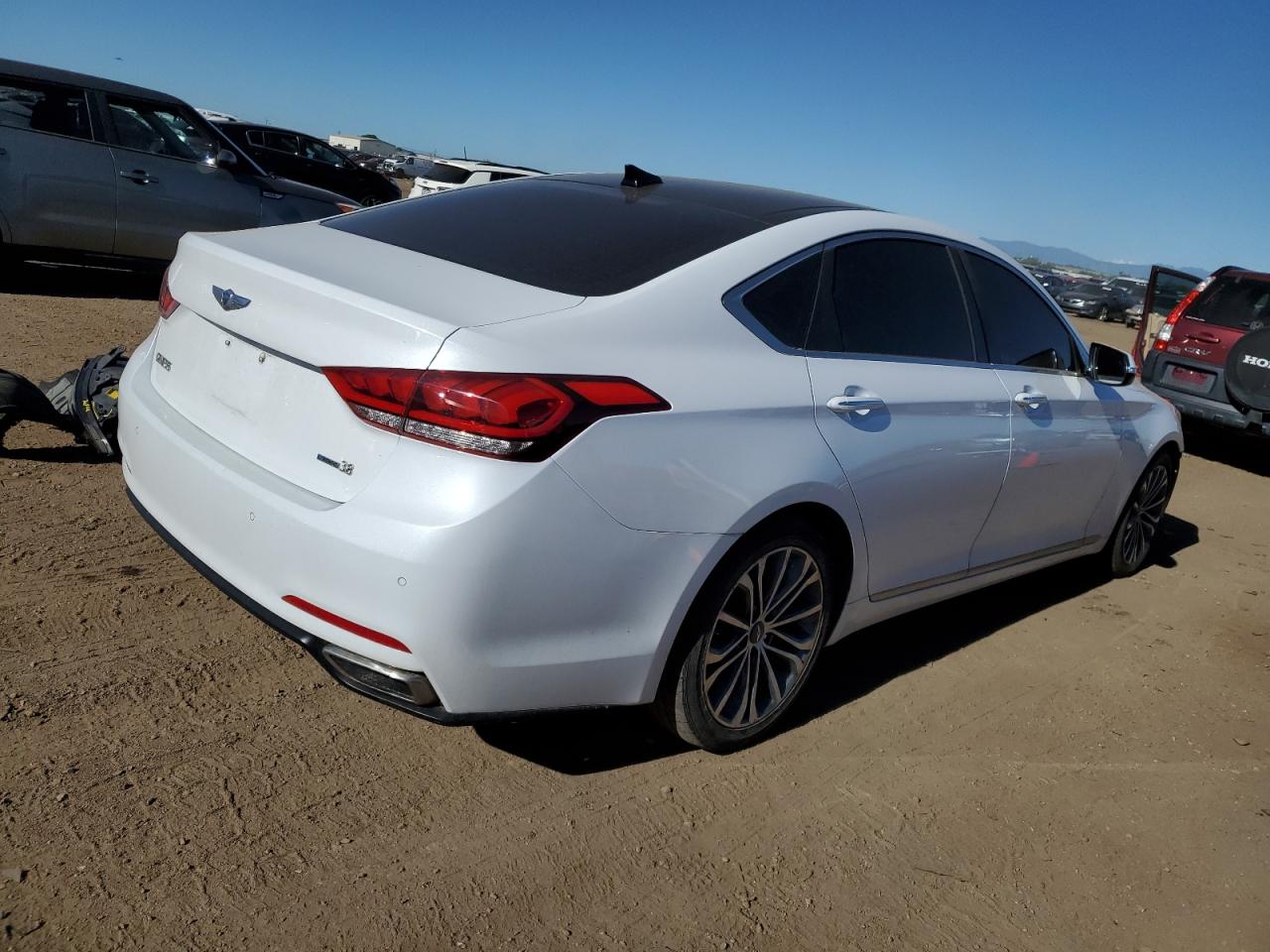 KMHGN4JE8FU024884 2015 Hyundai Genesis 3.8L