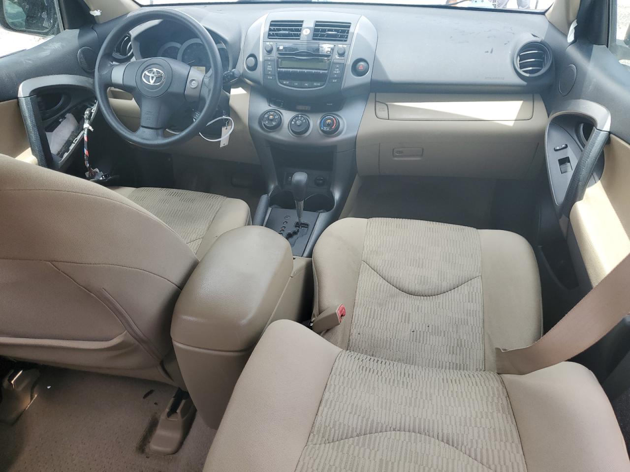 2T3ZF4DV0BW056215 2011 Toyota Rav4