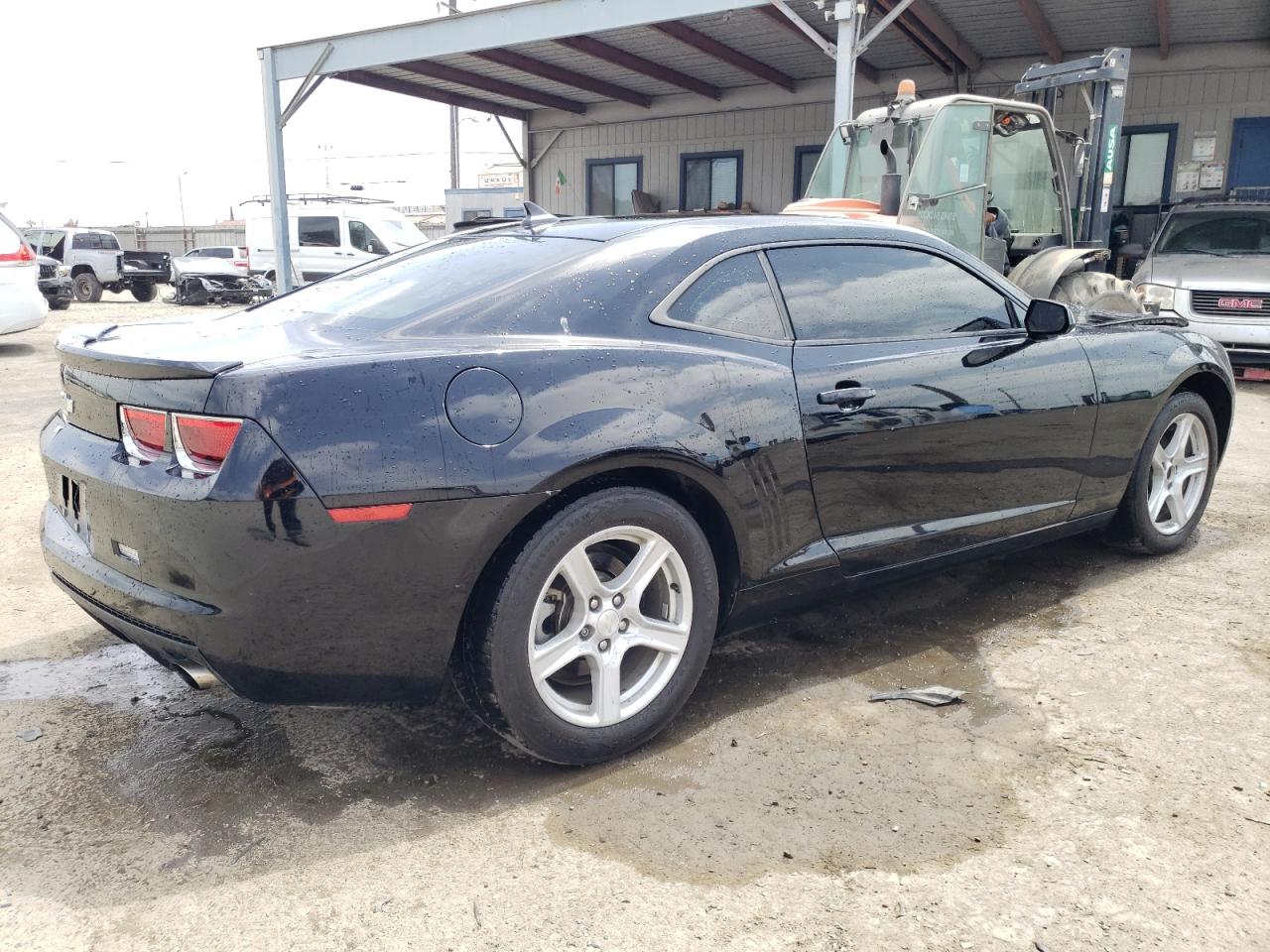 2013 Chevrolet Camaro Ls vin: 2G1FE1E31D9239372