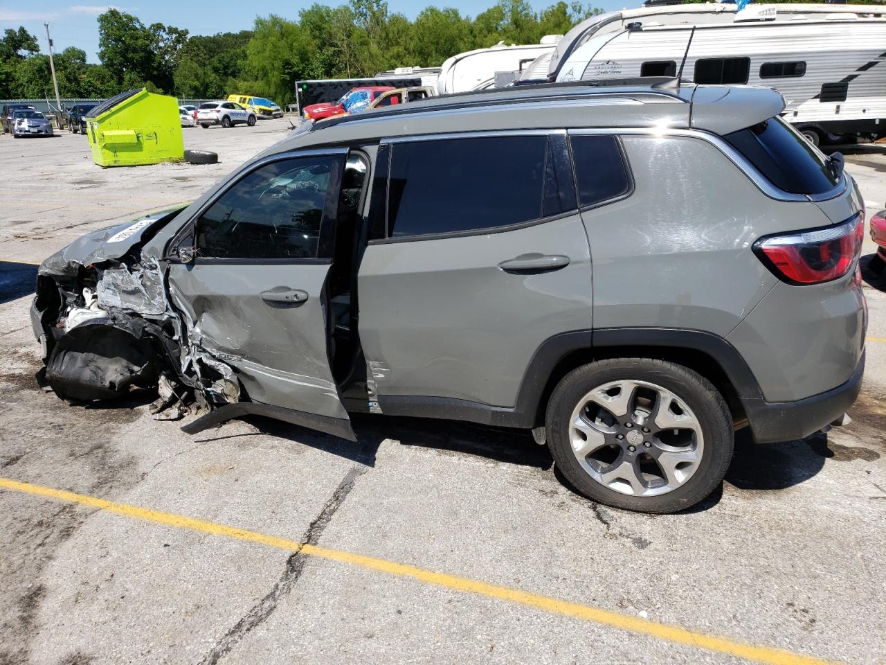 3C4NJDCB1KT811447 2019 Jeep Compass Limited